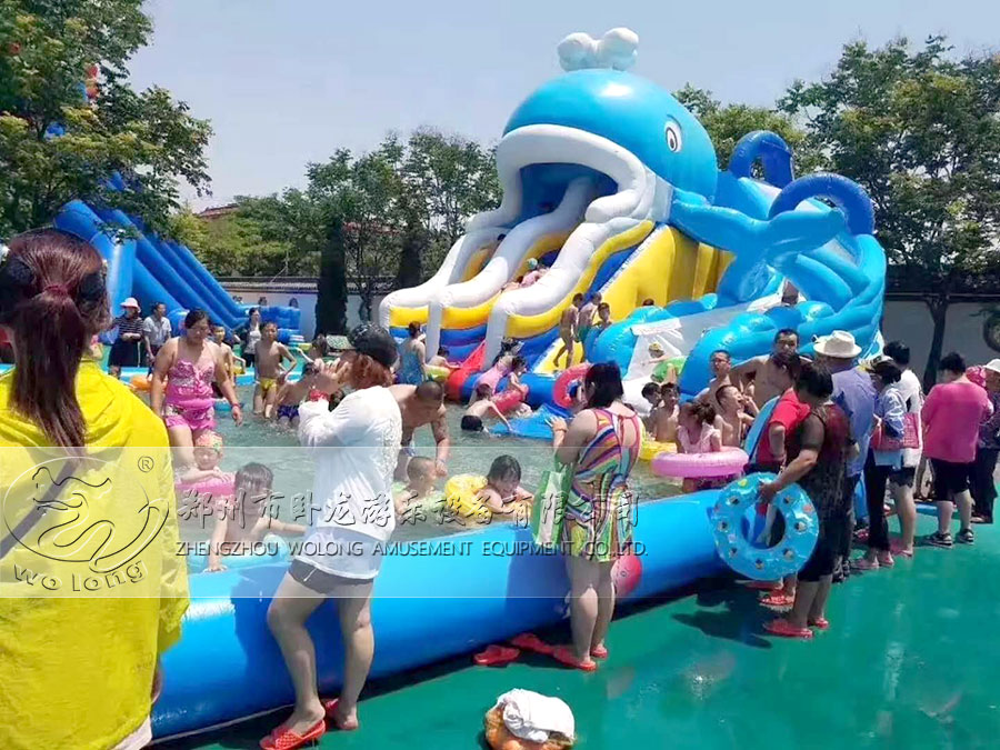 移动水上乐园经营现场