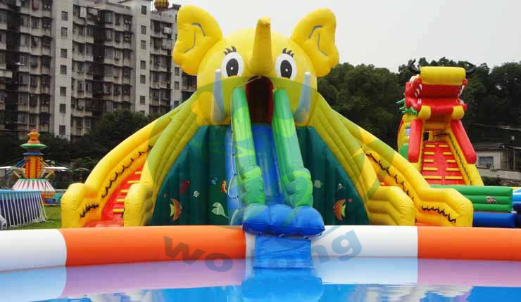 大象戏水
